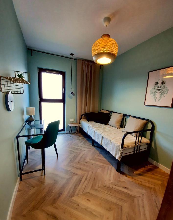 Trident Apartment I กดัญสก์ ภายนอก รูปภาพ